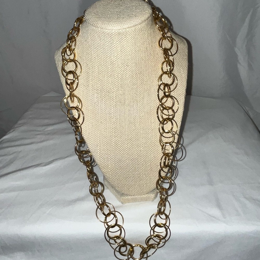 Elegant Gold Chain Necklace